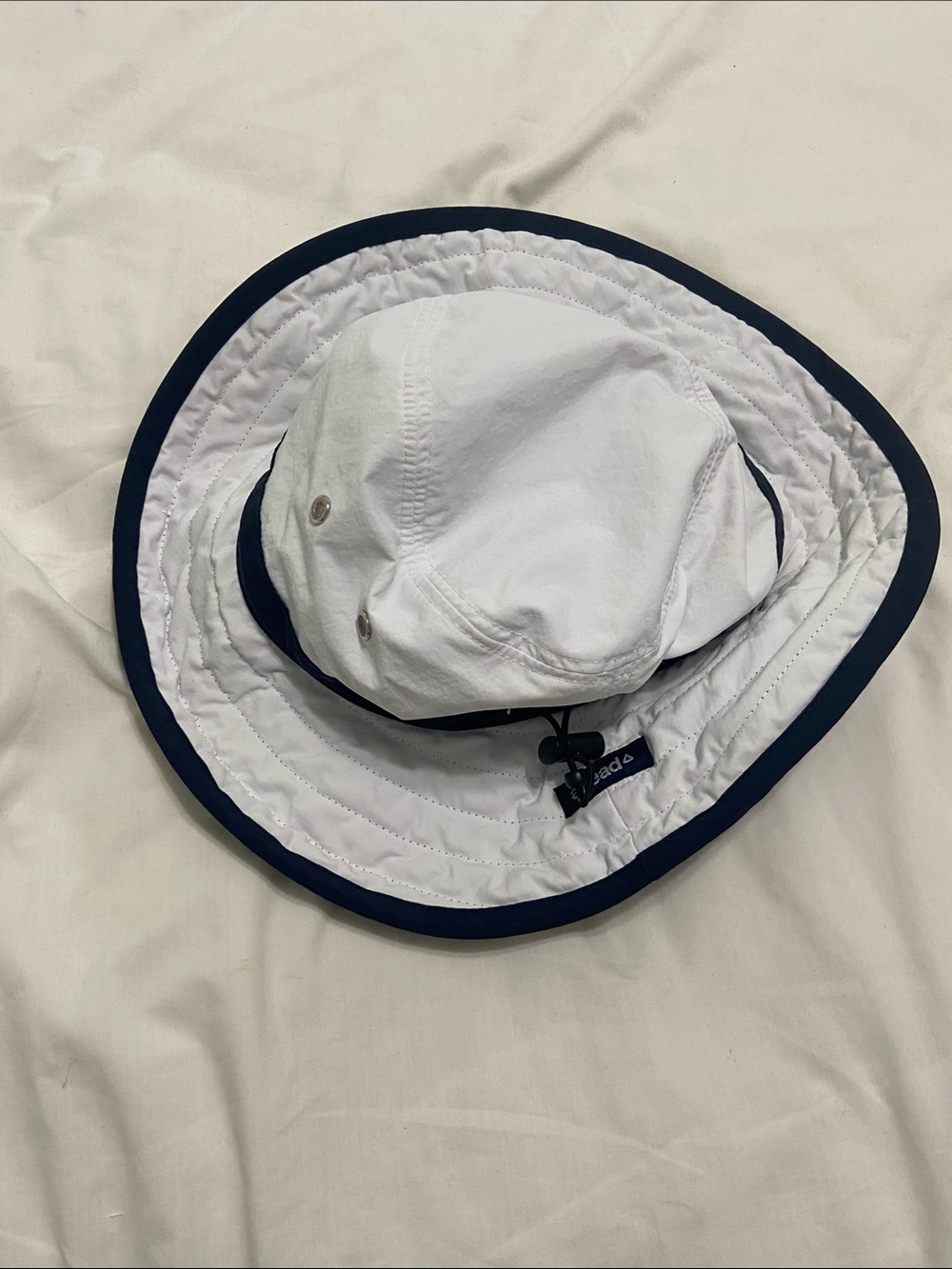 White and Navy Contrast Trim Bucket Hat with Chin Cord